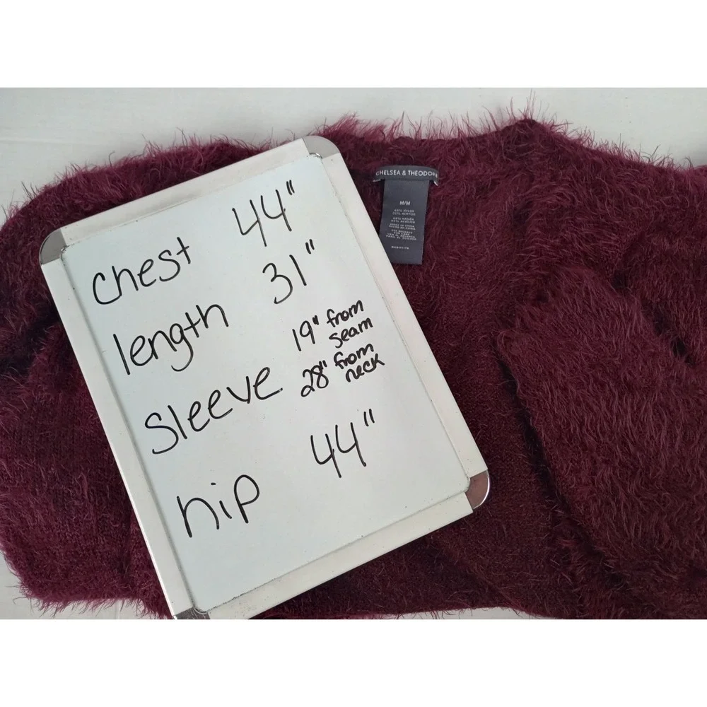 Chelsea & Theodore Women's Size M Mulberry Wine Fuzzy Cardigan Front Pockets